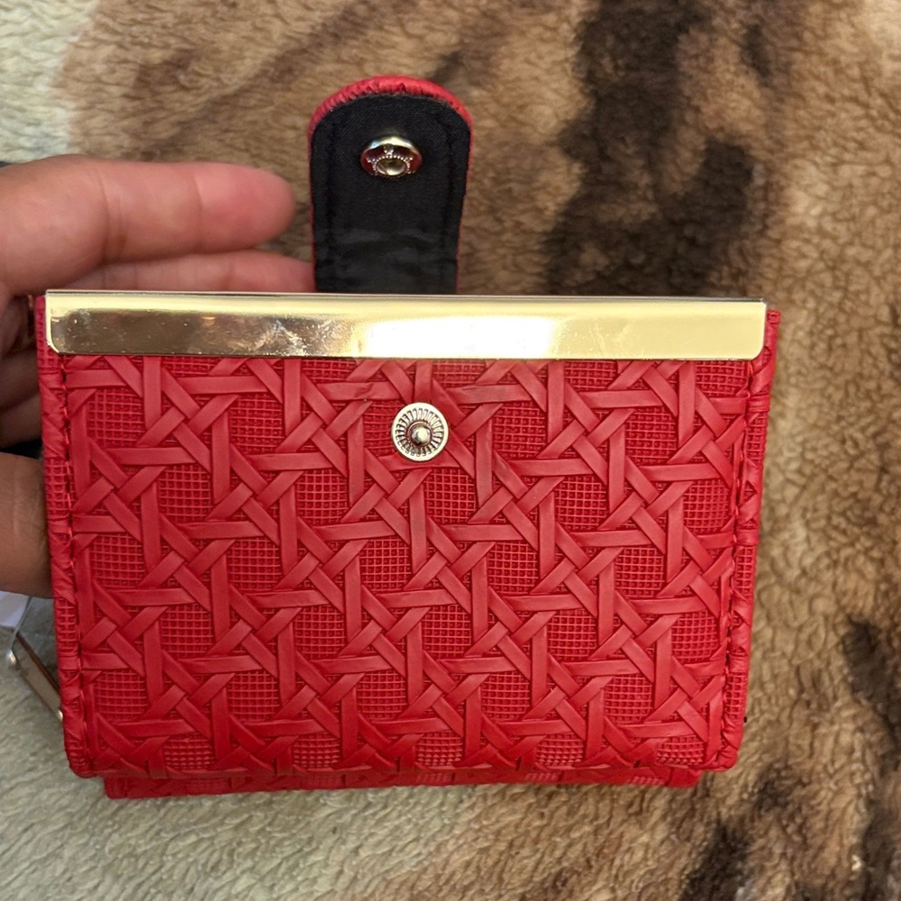 Jane & Berry Red Textured Women's Wallet - Picture 14 of 15